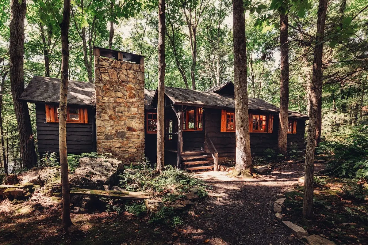 Cabin in the woods of Connecticut