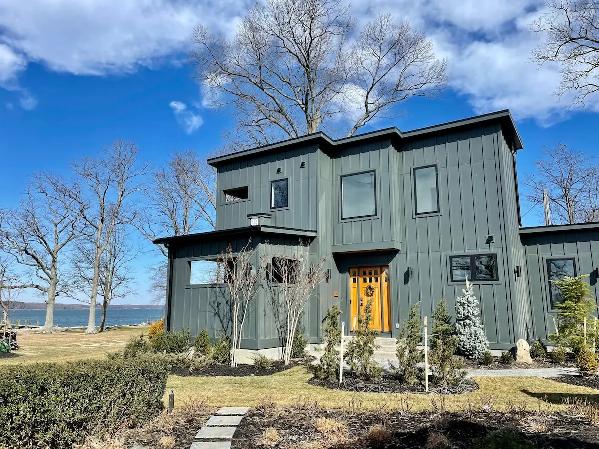 waterside airbnb in Maryland