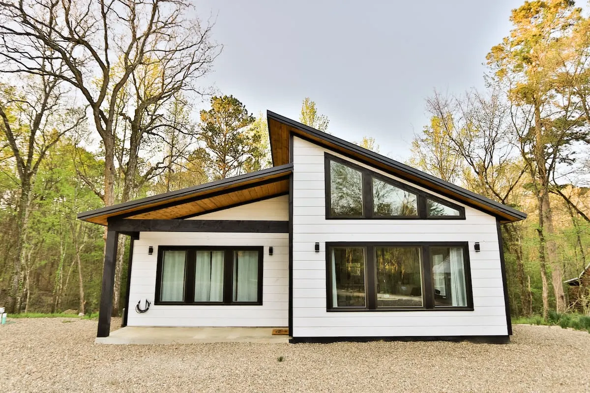 modern cabin in oklahoma