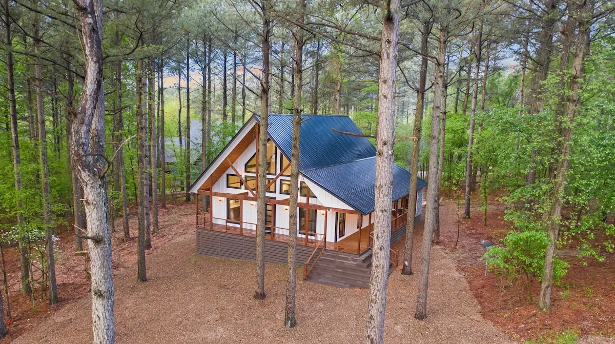 secluded cabin in Oklahoma