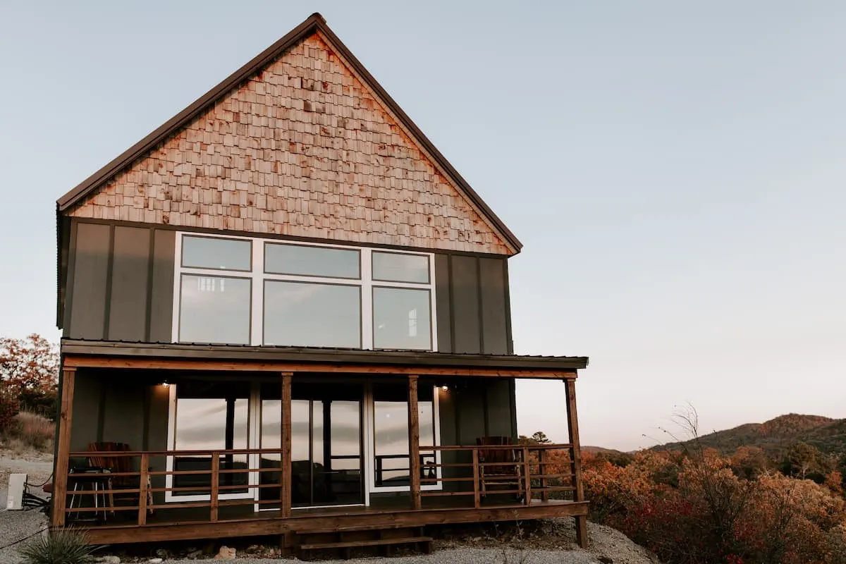 serene cabin in Oklahoma