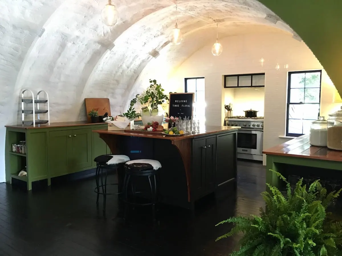 large airbnb in rhode island