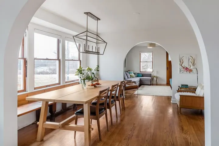 modern farmhouse in Kansas