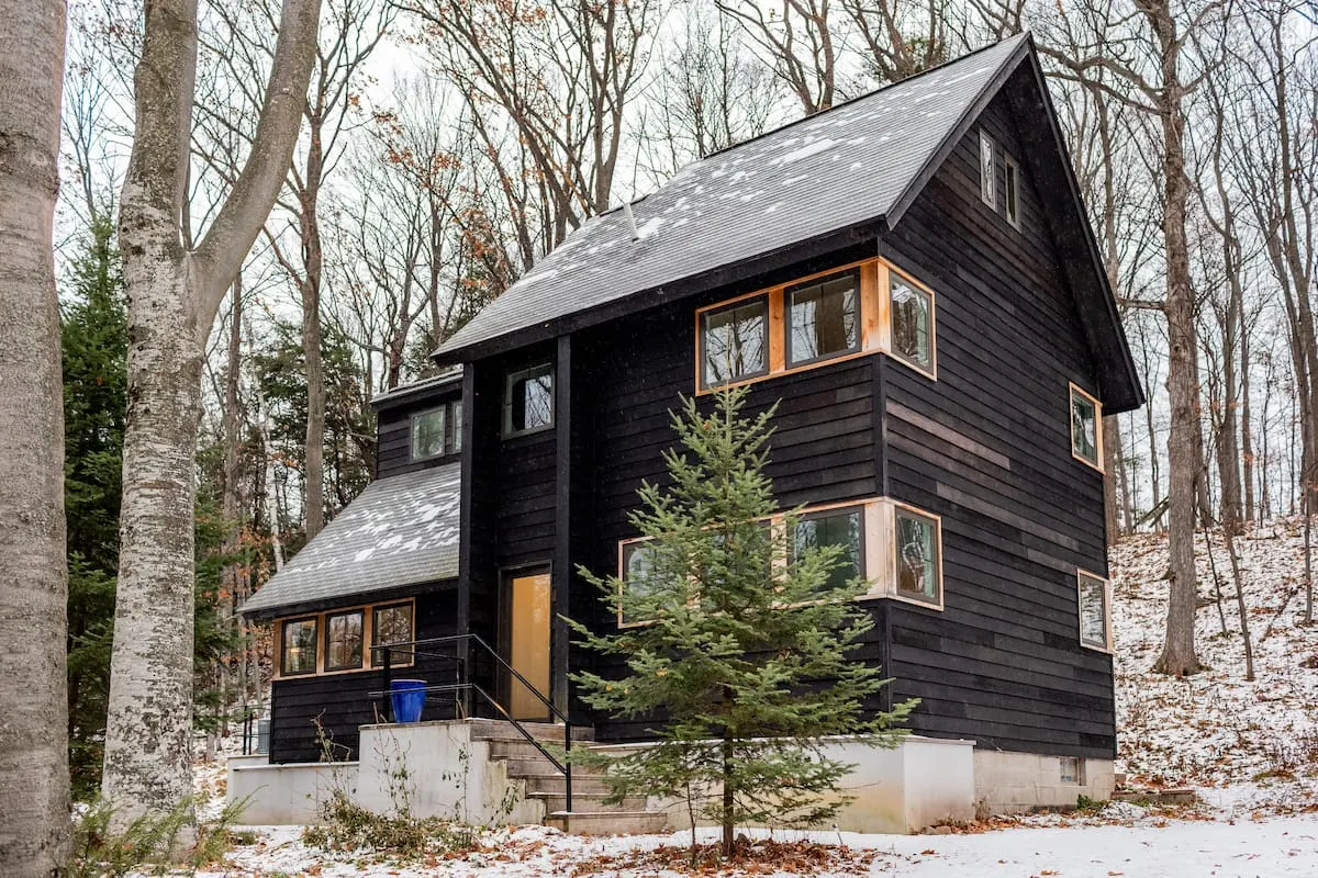 treehouse in Michigan